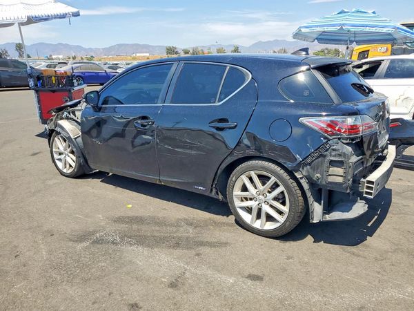2014 LEXUS CT 200h