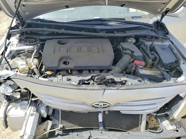 2013 TOYOTA COROLLA — Engine bay