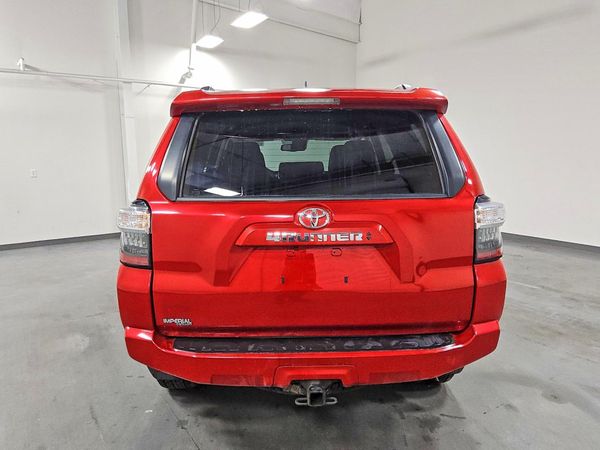 2024 TOYOTA 4RUNNER SR5 — DIRR