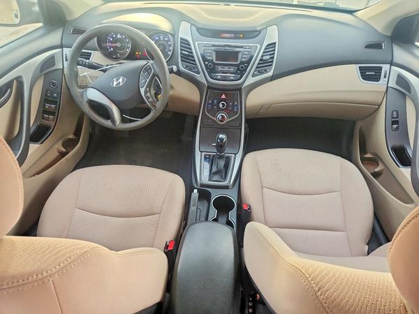2014 HYUNDAI ELANTRA GLS(Middle)