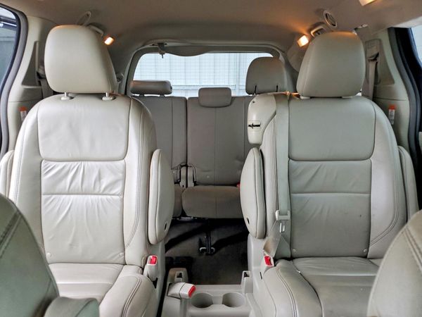 2017 TOYOTA SIENNA