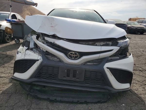 2021 TOYOTA CAMRY