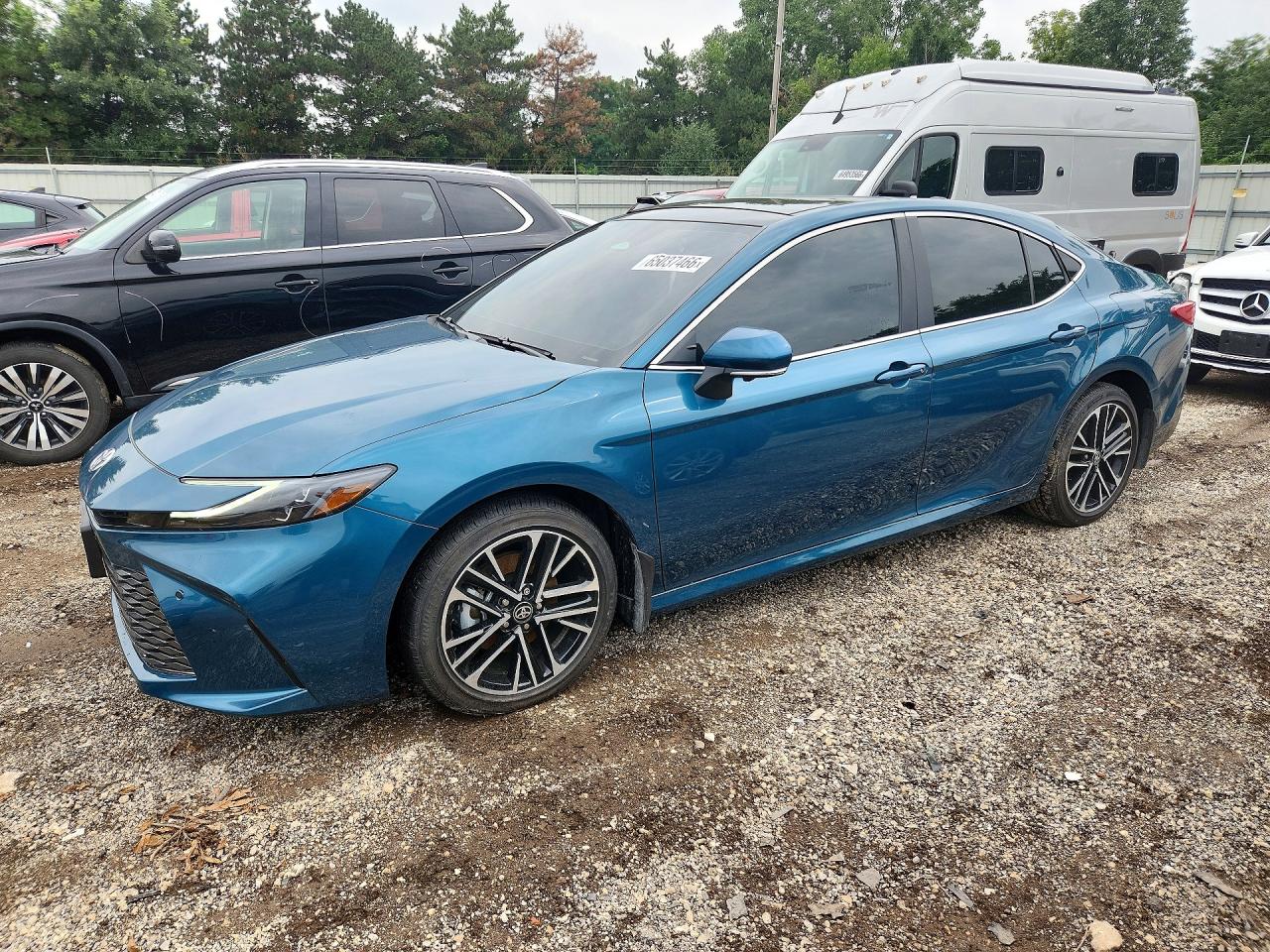 2026 TOYOTA CAMRY