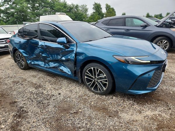 2026 TOYOTA CAMRY