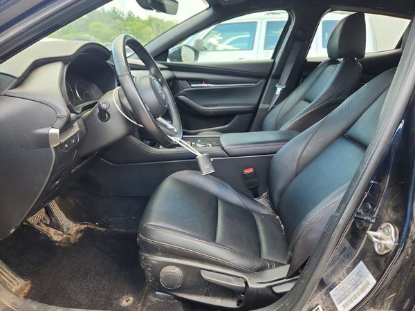 2025 MAZDA 3 Select Sport Package