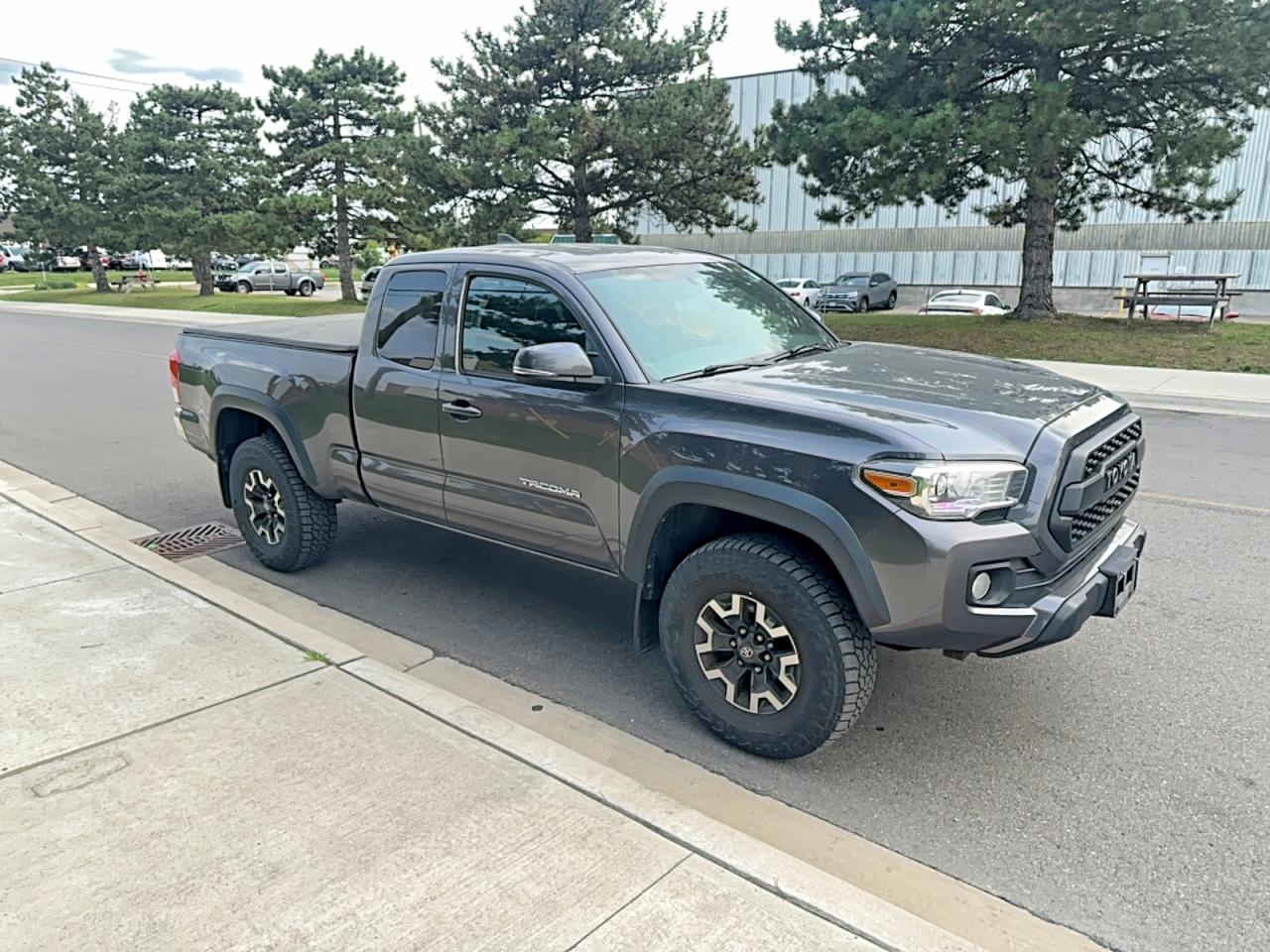2016 TOYOTA TACOMA