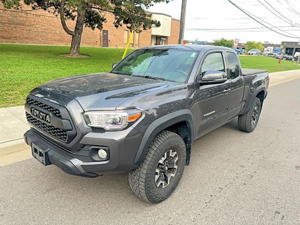 2016 TOYOTA TACOMA