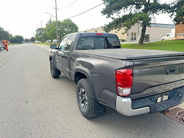 2016 TOYOTA TACOMA