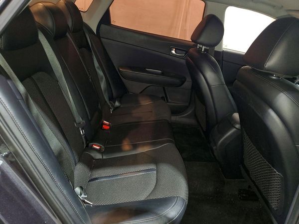 2019 KIA OPTIMA LX, S