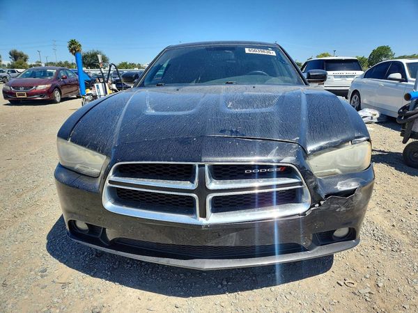 2013 DODGE CHARGER SXT