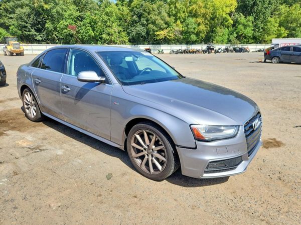 2015 AUDI A4