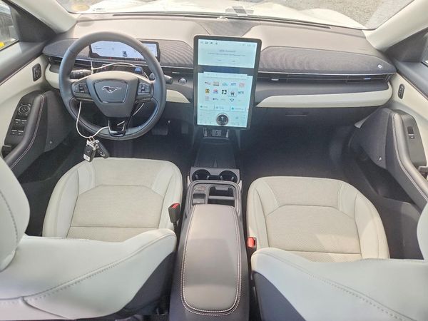 2026 FORD MUSTANG Premium — CKPT