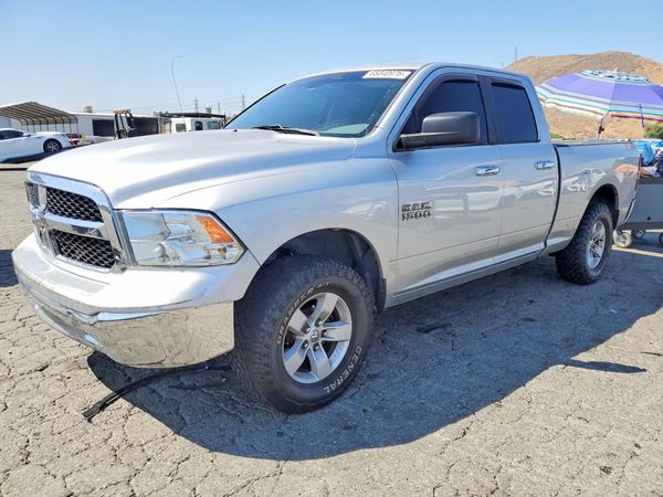 2017 RAM 1500 SLT