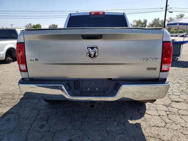 2017 RAM 1500 SLT