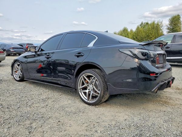 2015 INFINITI Q50