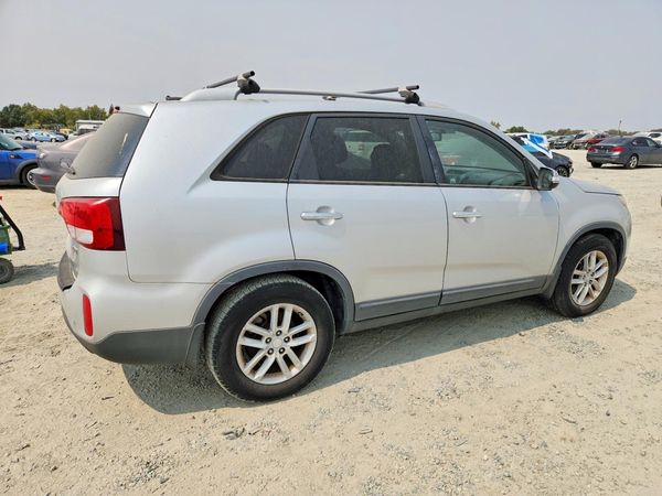 2014 KIA SORENTO Base/ LX