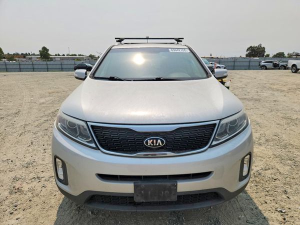 2014 KIA SORENTO Base/ LX