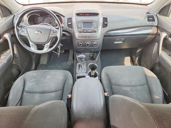 2014 KIA SORENTO Base/ LX