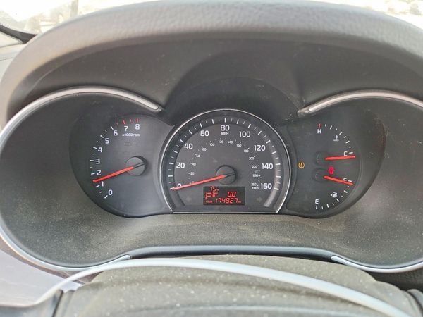 2014 KIA SORENTO Base/ LX