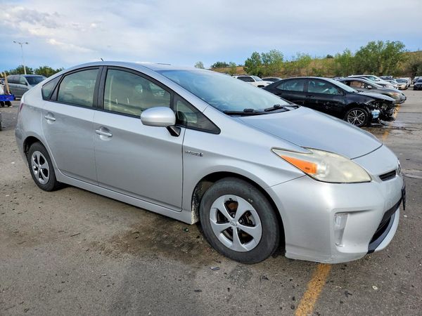 2012 TOYOTA PRIUS