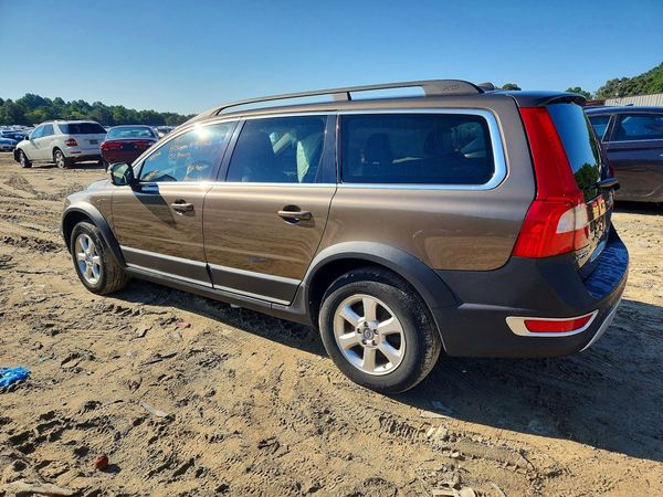 2012 VOLVO XC70