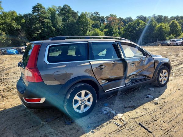 2012 VOLVO XC70
