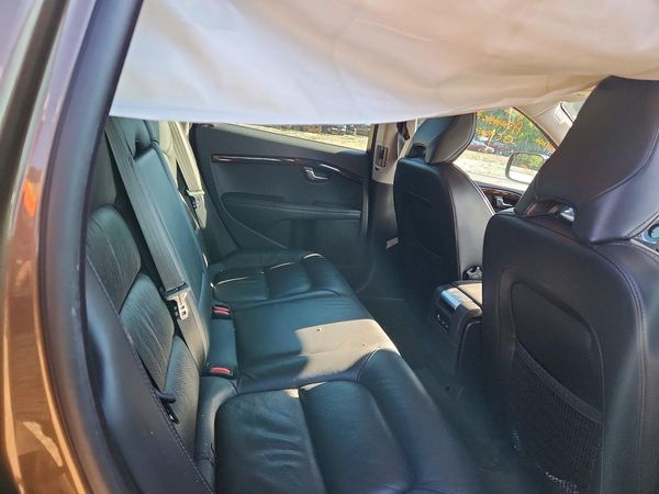 2012 VOLVO XC70