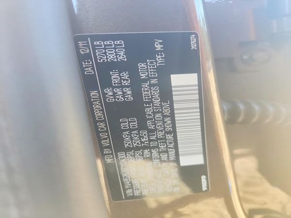 2012 VOLVO XC70