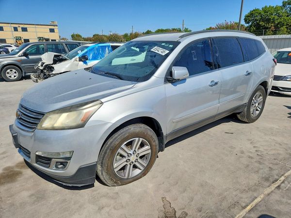 2016 CHEVROLET TRAVERSE 2LT — Front 3/4
