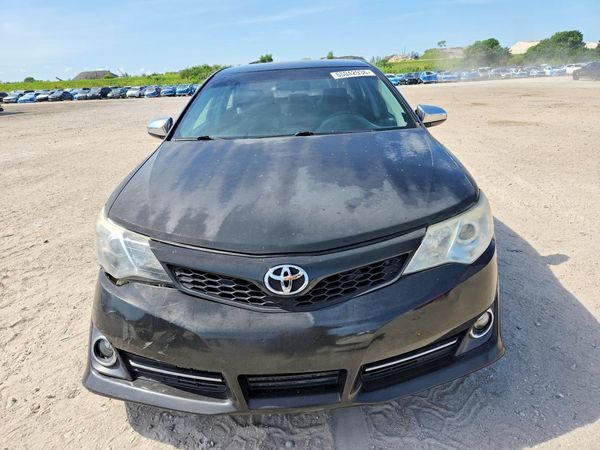 2013 TOYOTA CAMRY