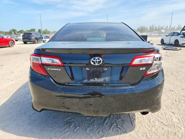 2013 TOYOTA CAMRY