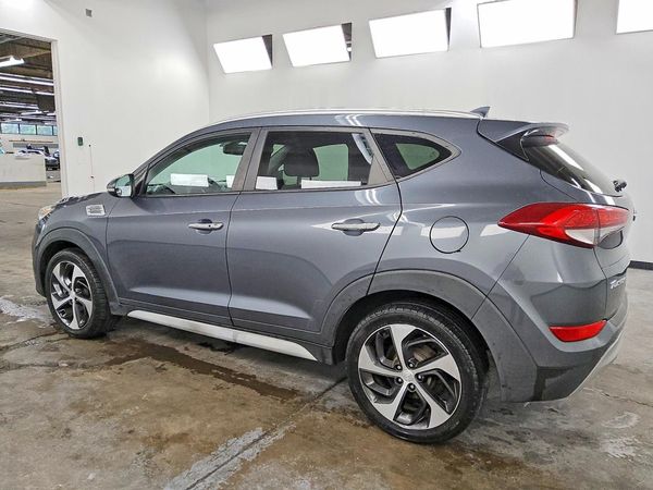 2017 HYUNDAI TUCSON