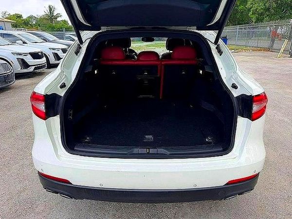 2018 MASERATI LEVANTE