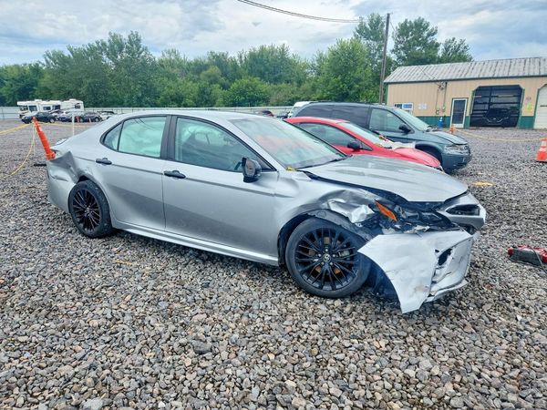 2022 TOYOTA CAMRY
