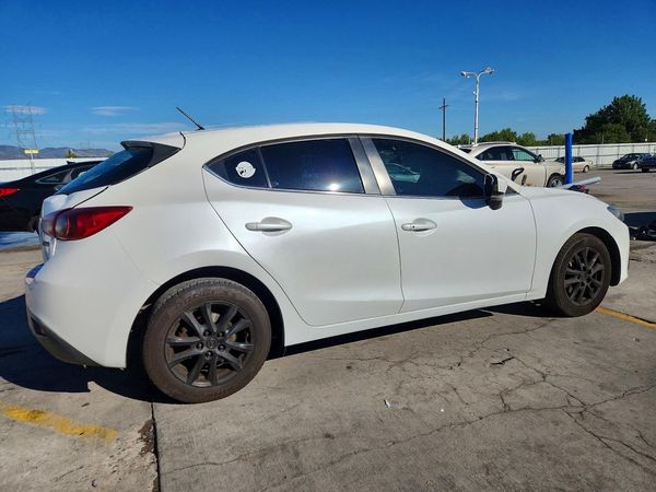 2016 MAZDA 3 Touring/GS