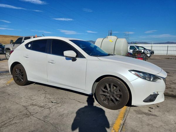 2016 MAZDA 3 Touring/GS