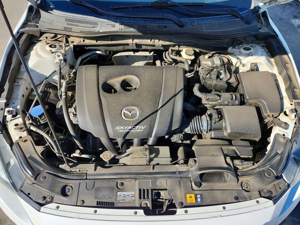 2016 MAZDA 3 Touring/GS