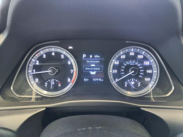 2022 HYUNDAI SONATA SE