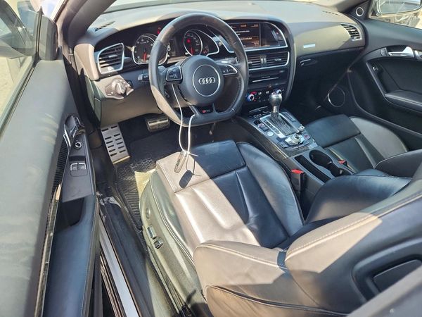 2013 AUDI RS5