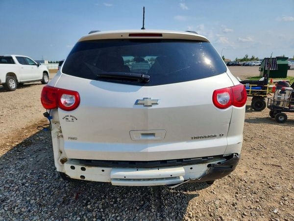 2012 CHEVROLET TRAVERSE LT