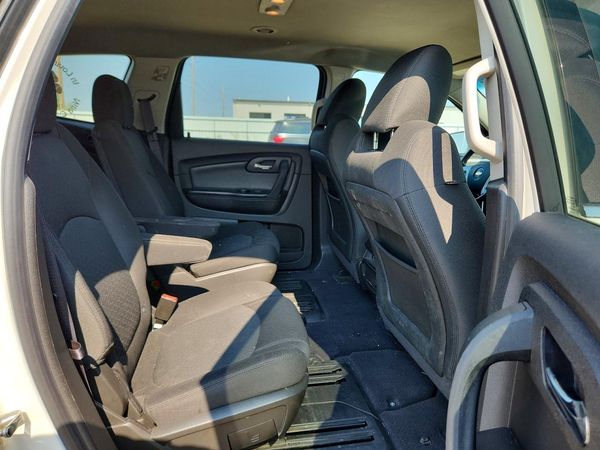2012 CHEVROLET TRAVERSE LT