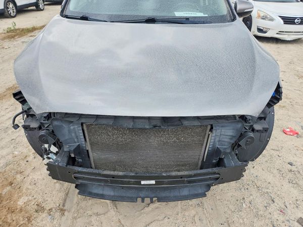 2016 KIA SORENTO L / LX