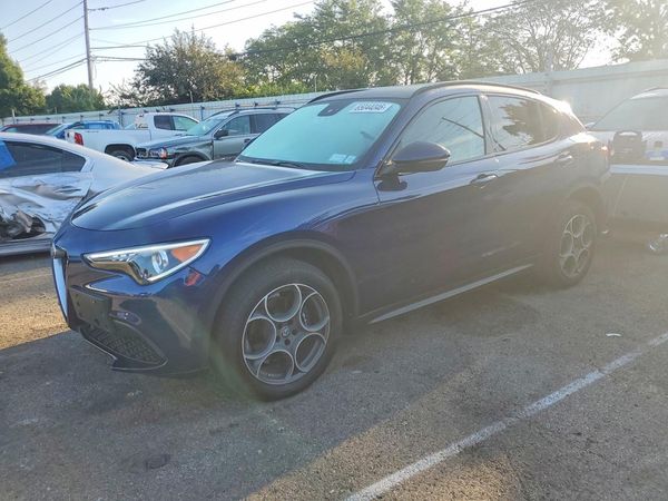 2018 ALFA ROMEO STELVIO