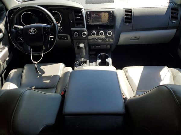 2021 TOYOTA SEQUOIA Limited