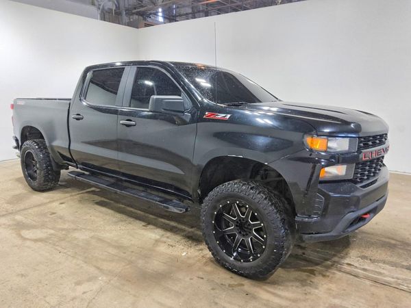 2019 CHEVROLET SILVERADO Trail Boss Custom — Passenger 3/4