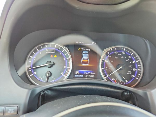 2017 INFINITI Q50
