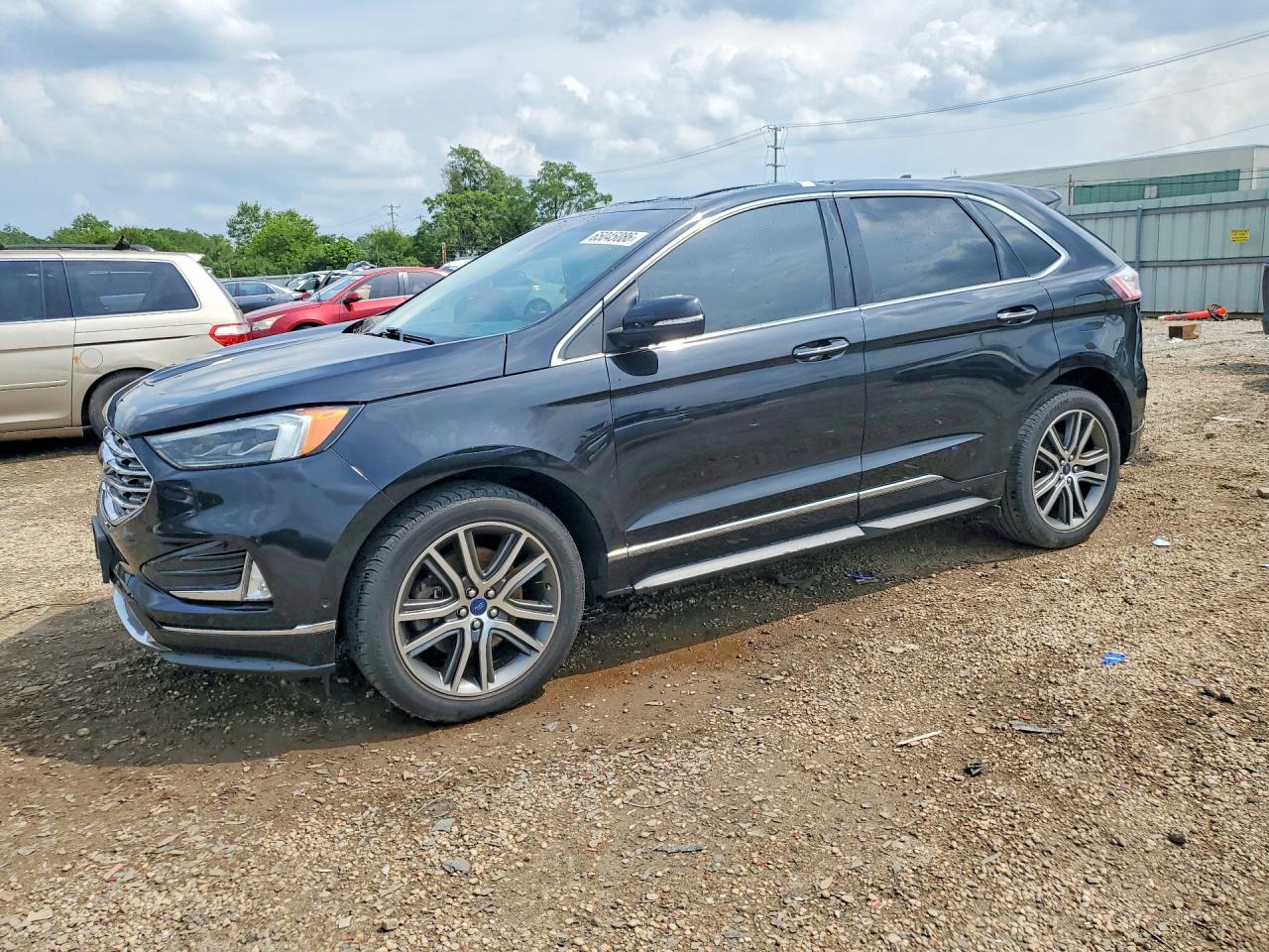2019 FORD EDGE Titanium
