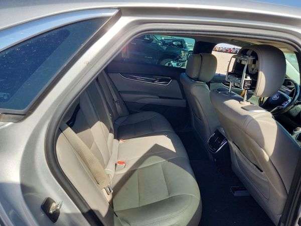 2013 CADILLAC XTS