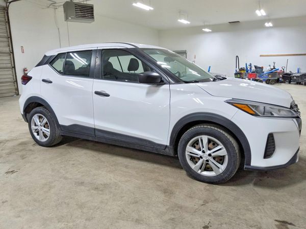 2023 NISSAN KICKS S