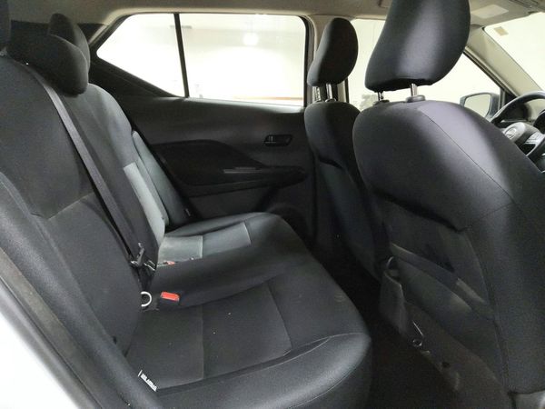 2023 NISSAN KICKS S